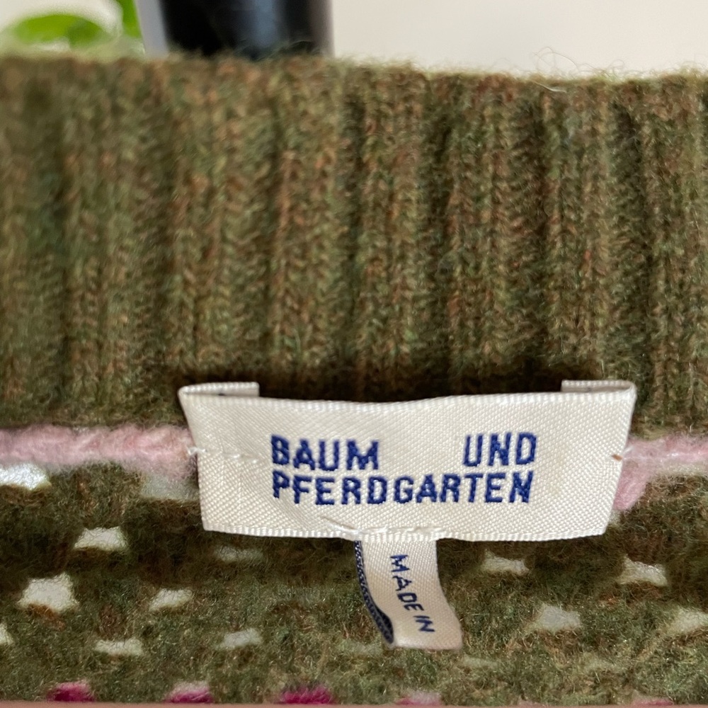 Baum Un Pferdgarten Striped Multicolor open Knit Sweater Vest - Olive Trim - Picture 5 of 6